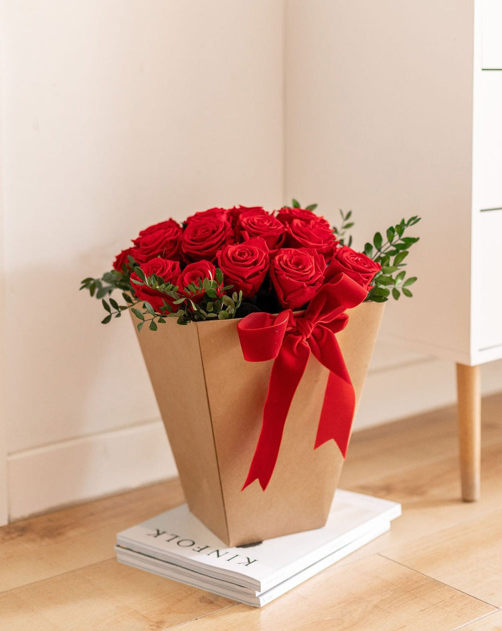 Rosas de tall0 largo preservadas