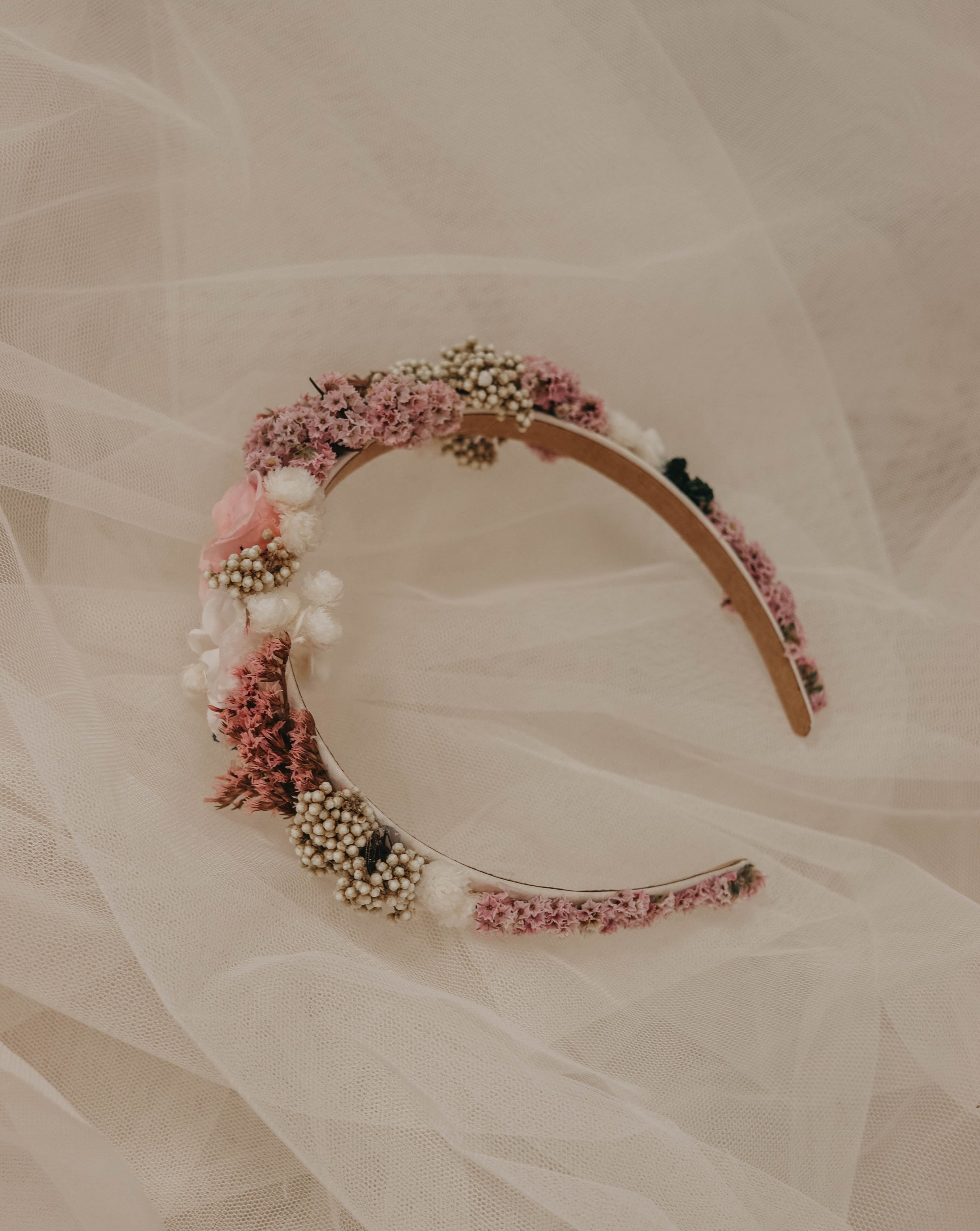 flores niña comunión cabeza