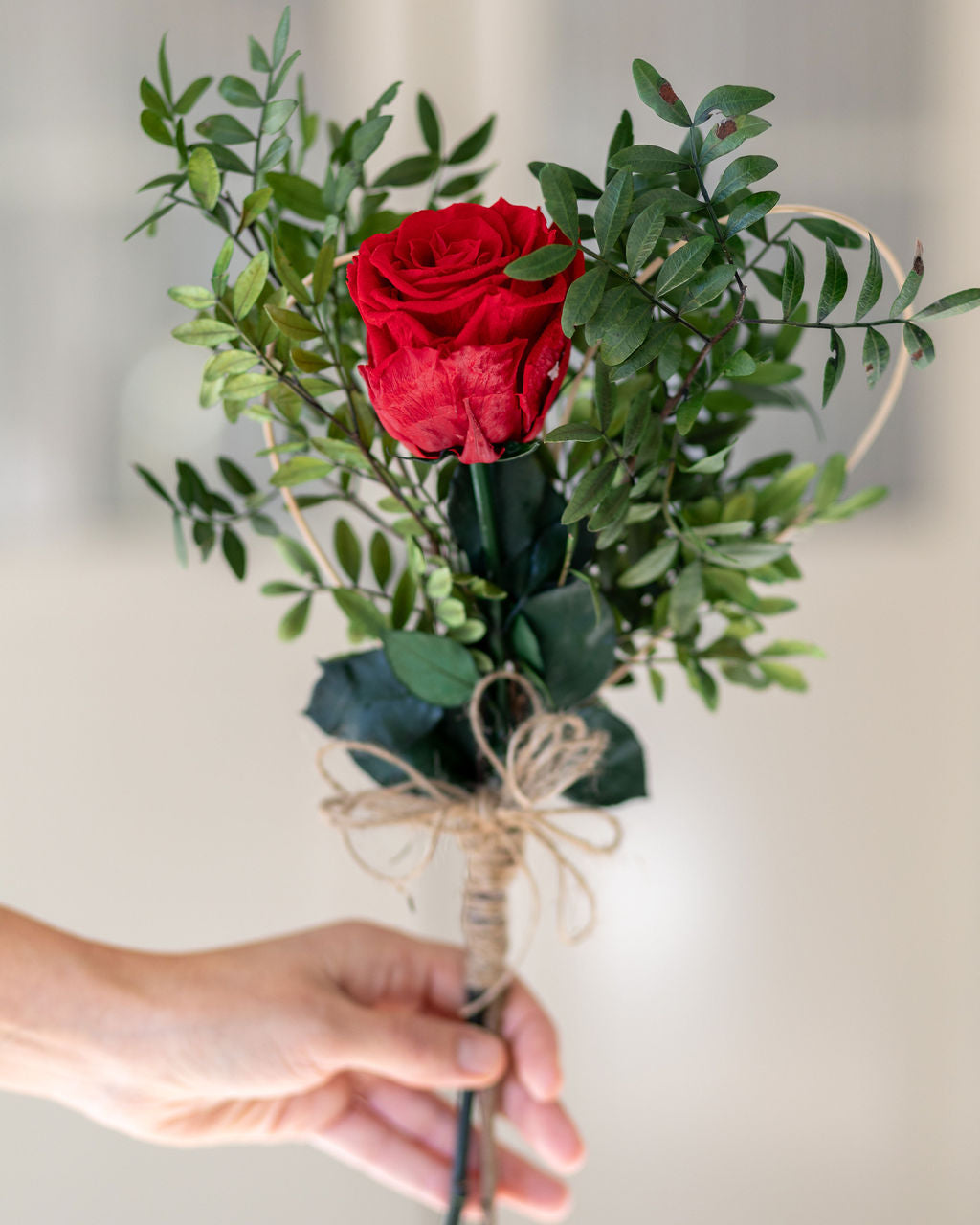 Regalar una rosa preservada