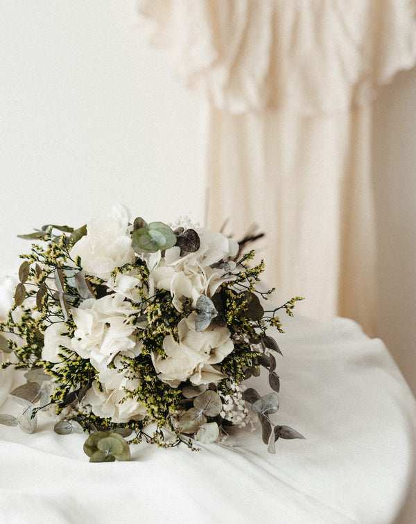 ramo novia hortensia blanca