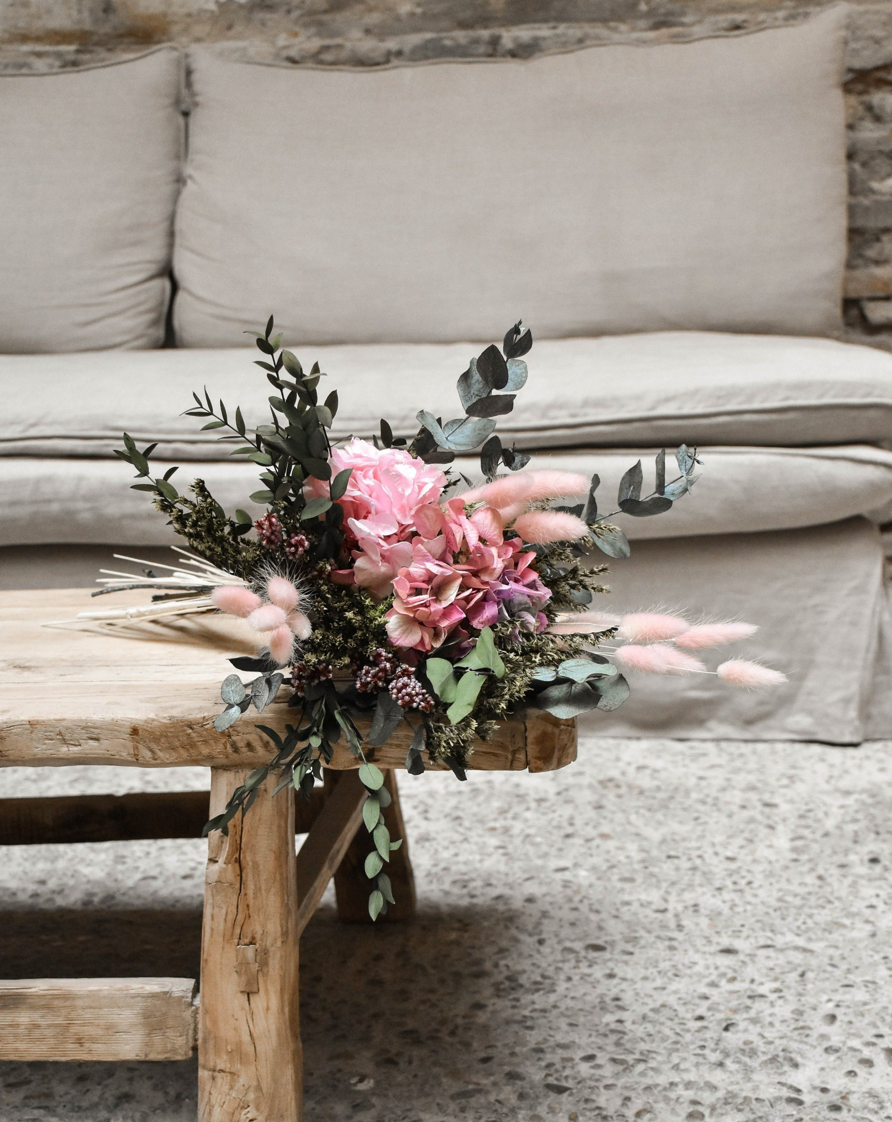 bouquet silvestre rosado y lagurus