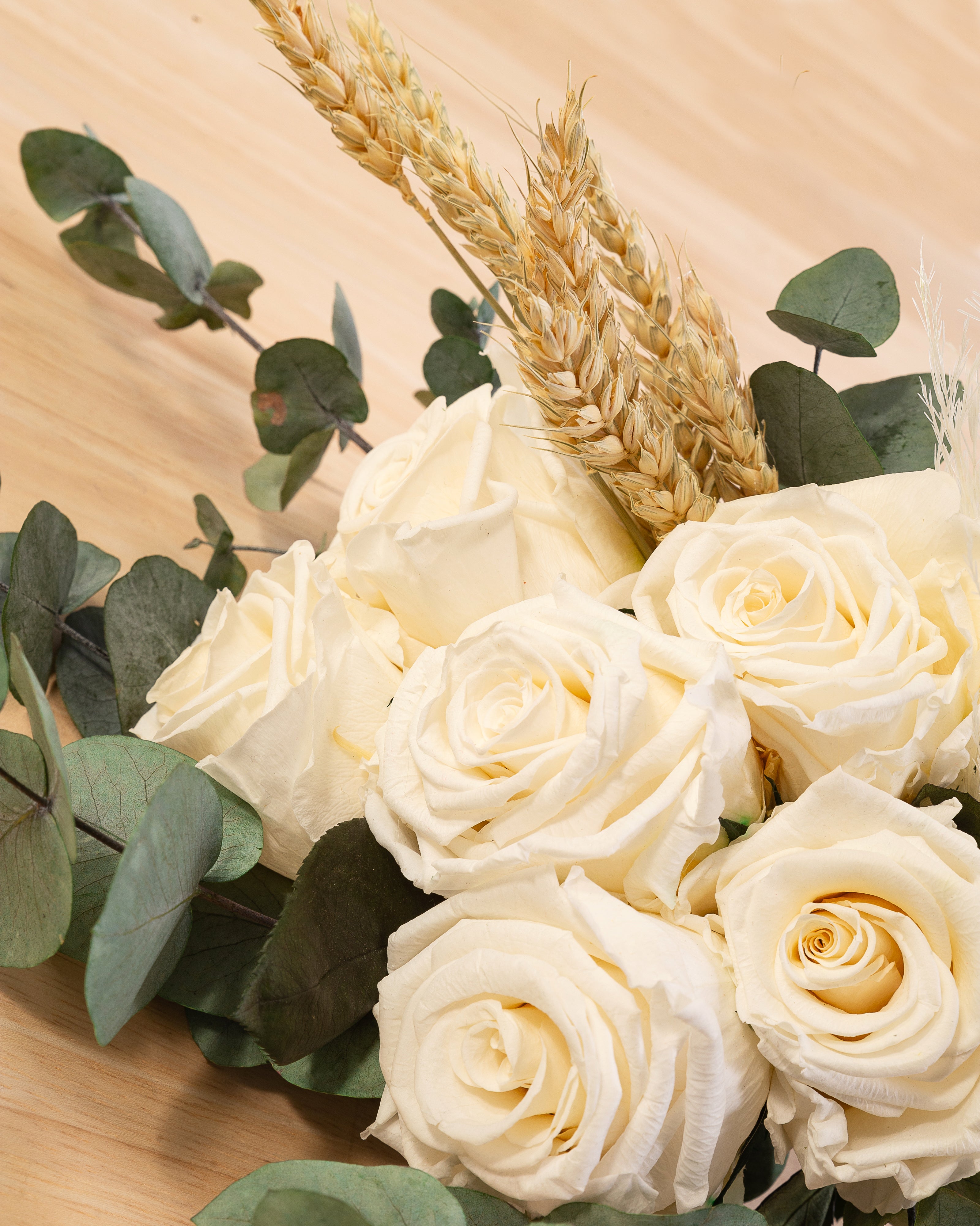 ramo rosas y trigo