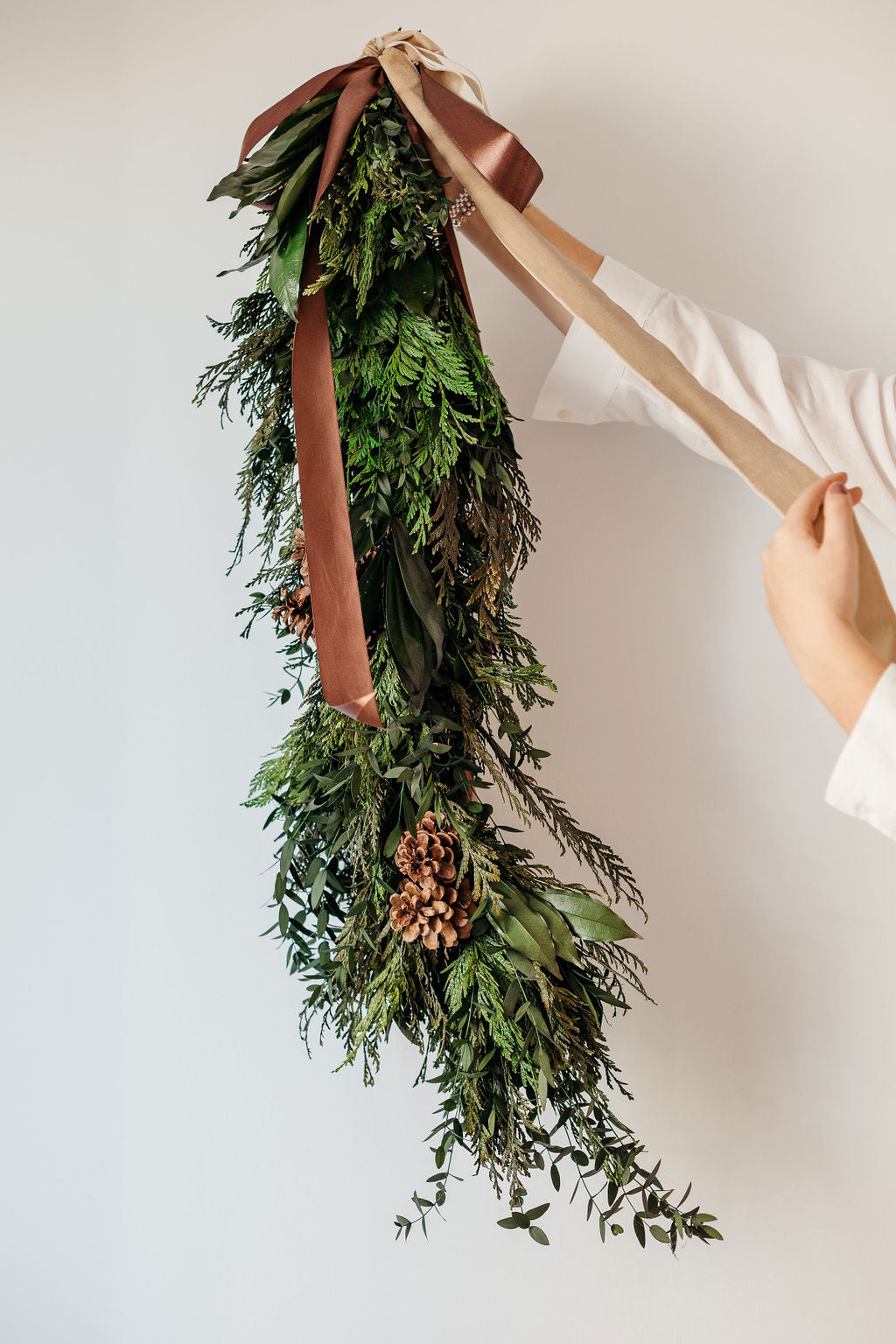 guirnalda navidad tuya eucalipto flores preservadas decoracion