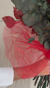 bouquet silvestre rosas rojas