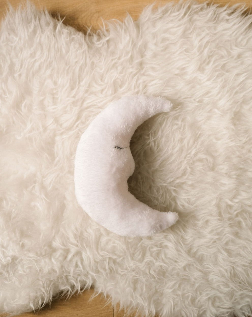 jabón, cremita y peluche bebé